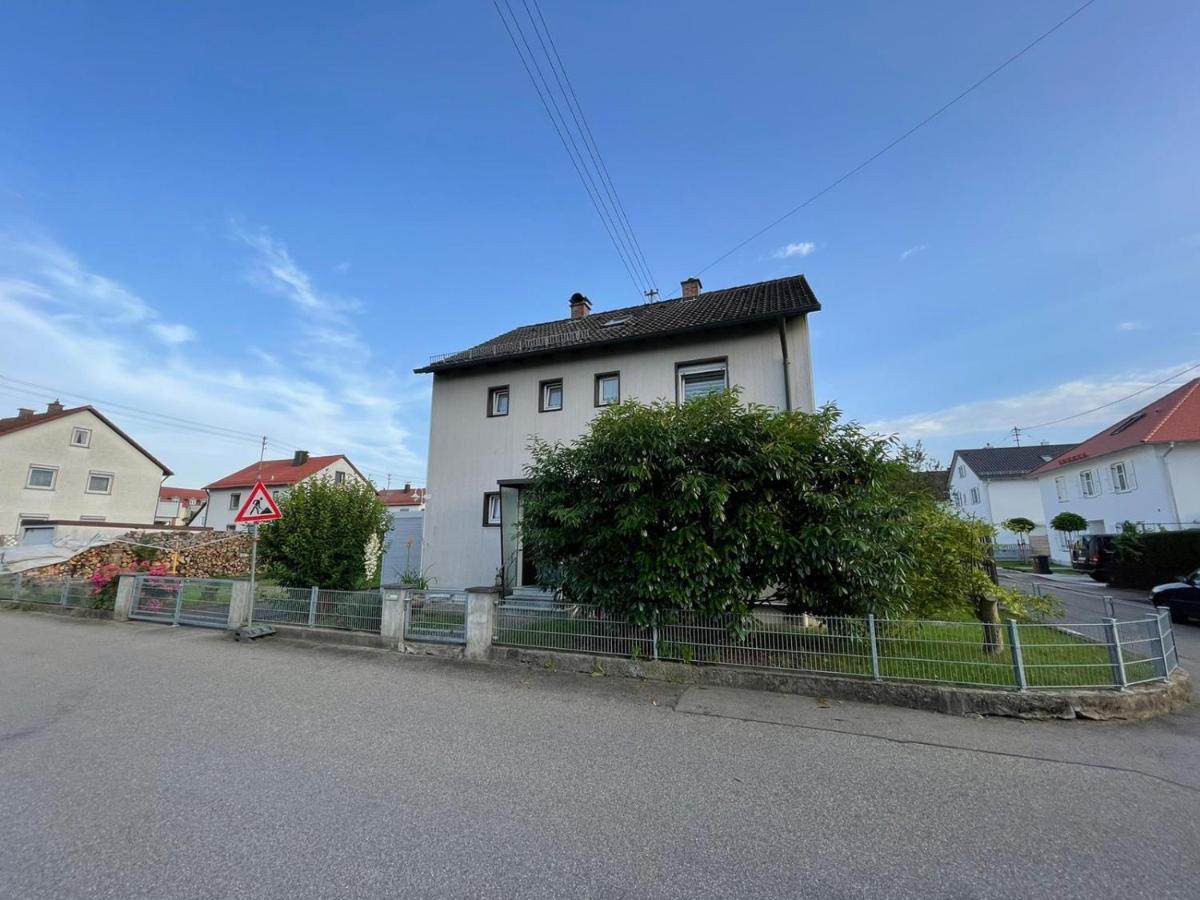 Guntia Apartment Mit Grossem Garten Günzburg Exteriör bild